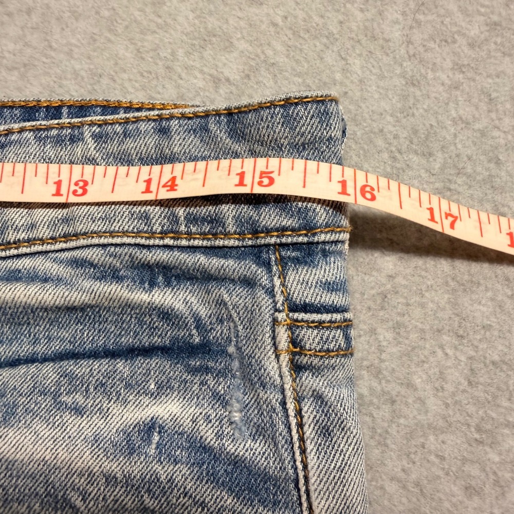 Anthropologie Pilcro Denim Shorts Light Wash Distressed Raw Hem Size 28 - Picture 6 of 10